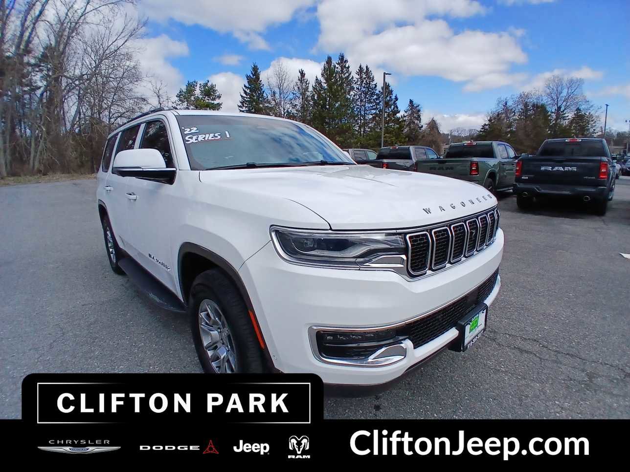Used 2022 Jeep Wagoneer Series I w/ Convenience Group I AWD/4WD image 3