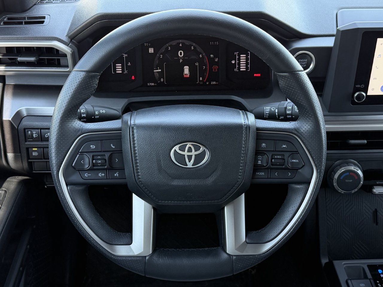 Used 2025 Toyota 4Runner SR5 RWD image 12