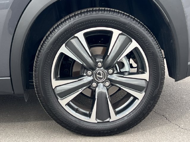 Used 2026 Lexus UX 300h FWD w/ Accessory Package (Z1) image 10