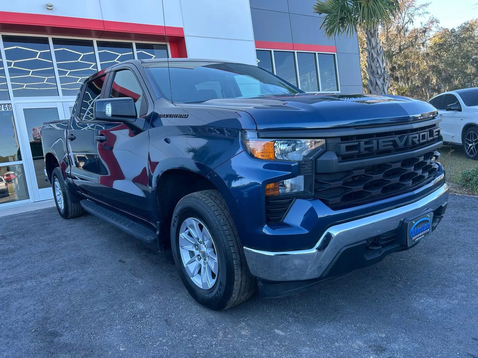 Used 2023 Chevrolet Silverado 1500 W/T w/ WT Value Package AWD/4WD image 3