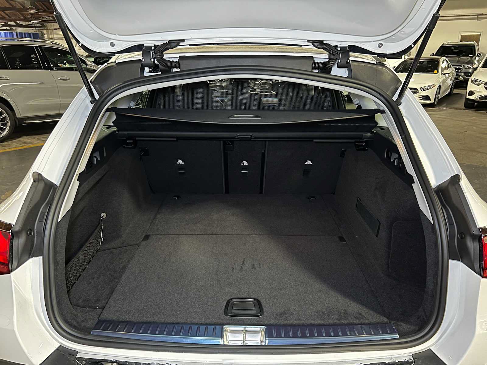 New 2025 Mercedes-Benz E 450 4MATIC All-Terrain Wagon image 15