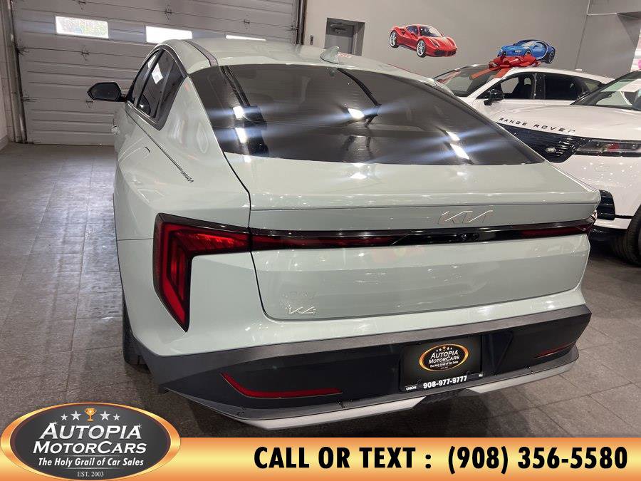 Used 2025 Kia K4 EX image 4