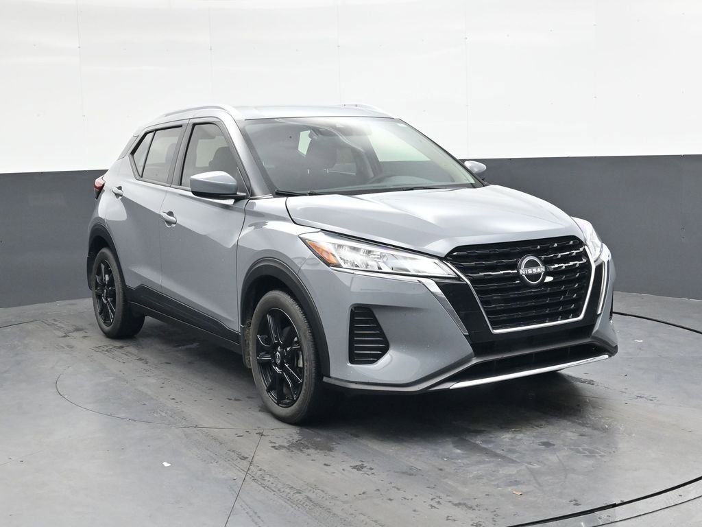 Used 2024 Nissan Kicks SV video 2