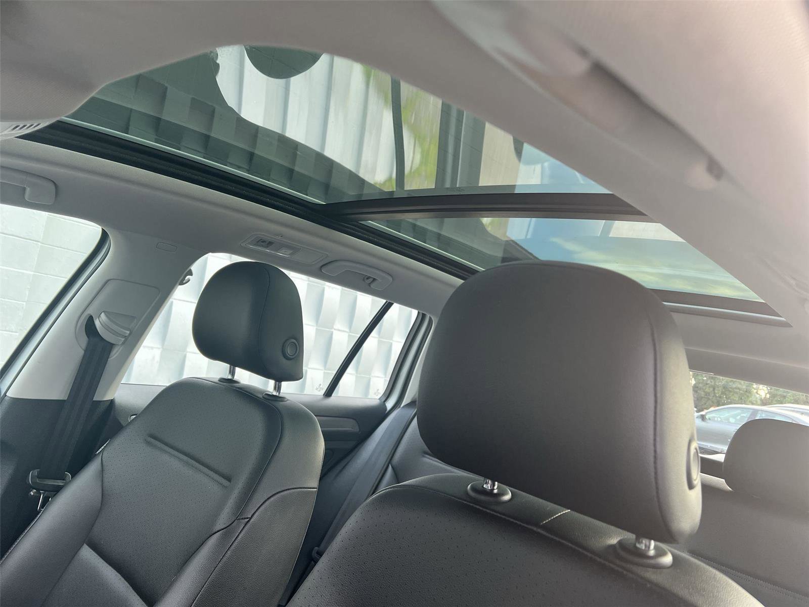 Used 2017 Volkswagen Golf Alltrack SE image 21