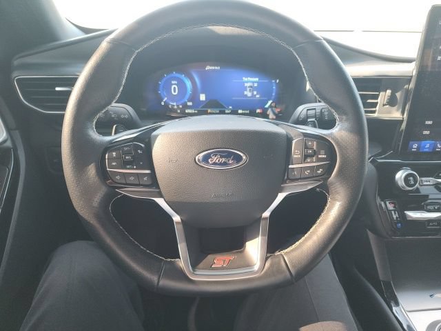 Used 2022 Ford Explorer ST w/ Equipment Group 401A AWD/4WD image 18