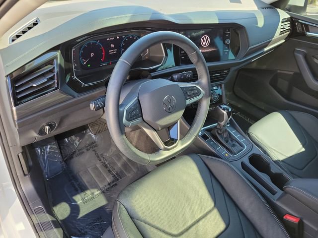 Certified 2023 Volkswagen Jetta SEL image 18