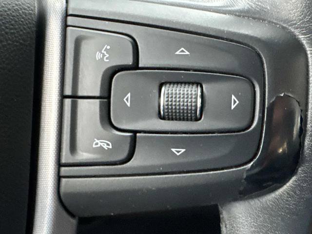 Used 2022 GMC Yukon XL SLT image 29