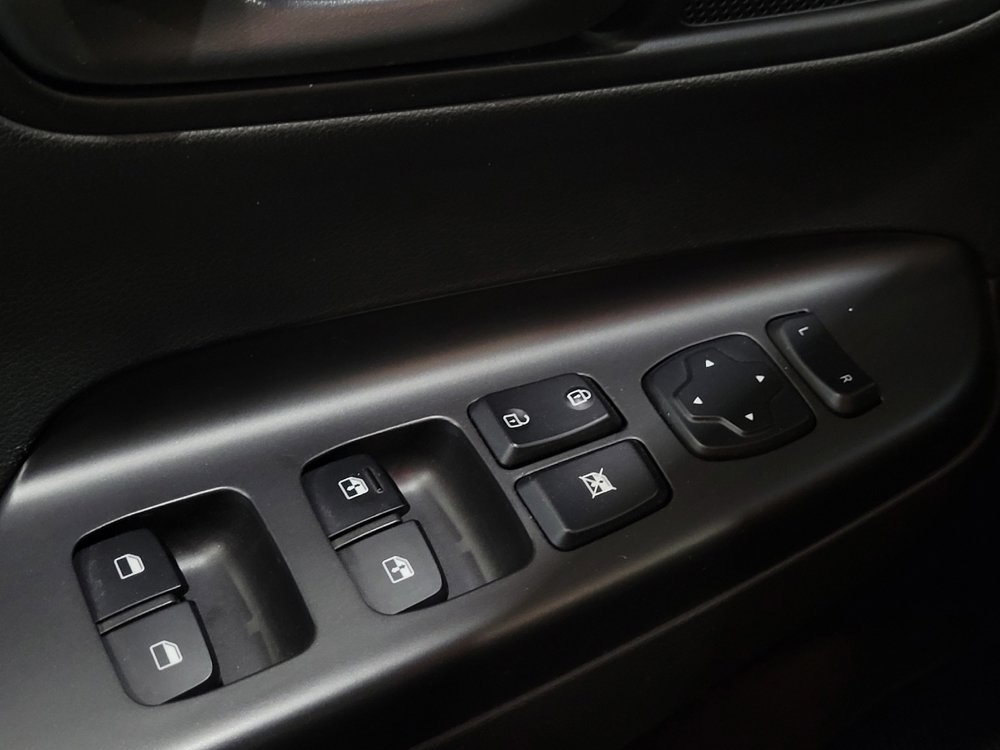 Used 2023 Hyundai Kona SEL w/ Cargo Package AWD/4WD image 27