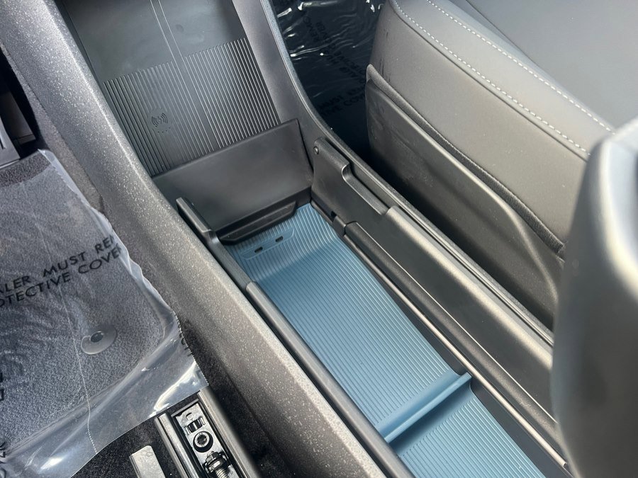 Used 2025 Volvo EX30 Ultra image 27