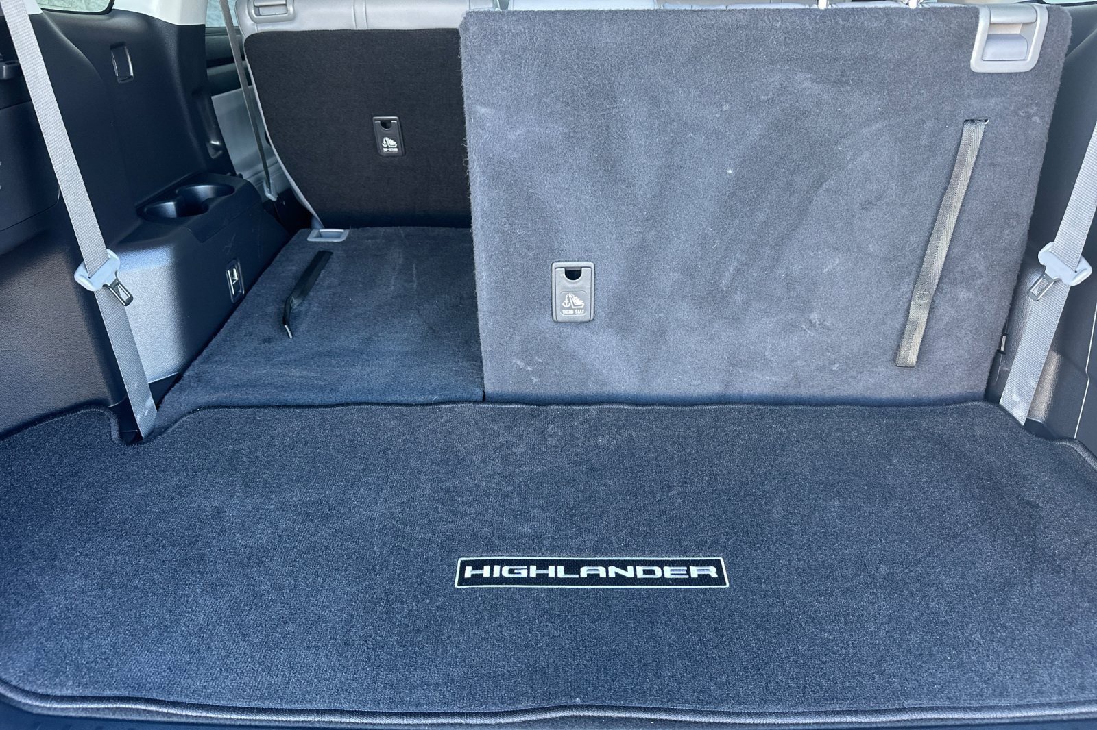 Used 2022 Toyota Highlander XLE image 15