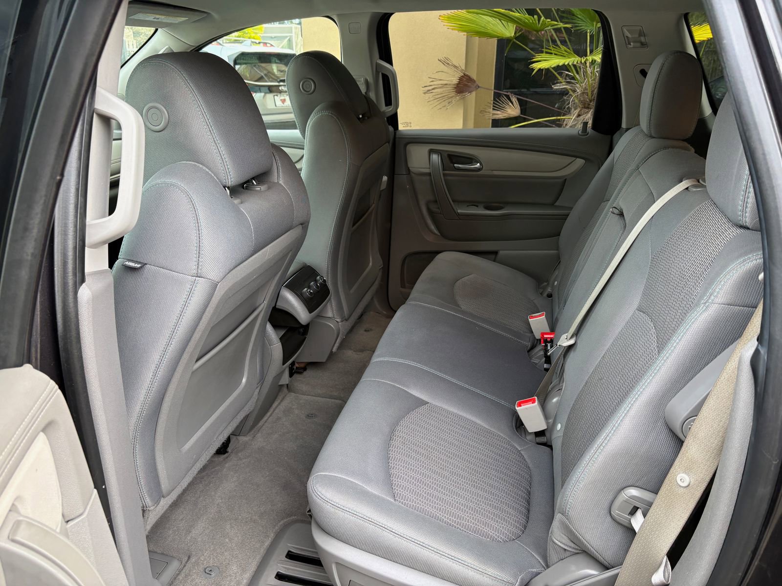 Used 2017 Chevrolet Traverse LT FWD image 18