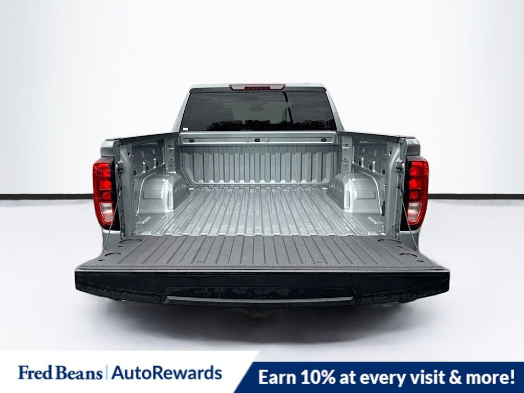 New 2026 GMC Sierra 1500 SLE image 26