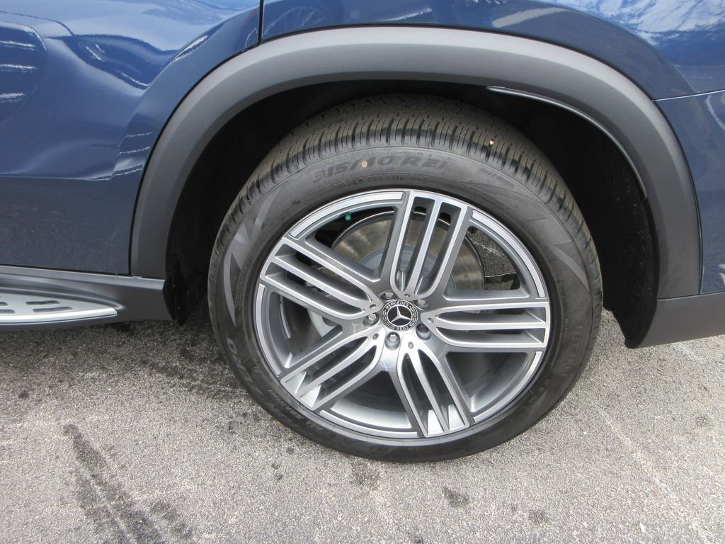 New 2026 Mercedes-Benz GLS 450 4MATIC image 4