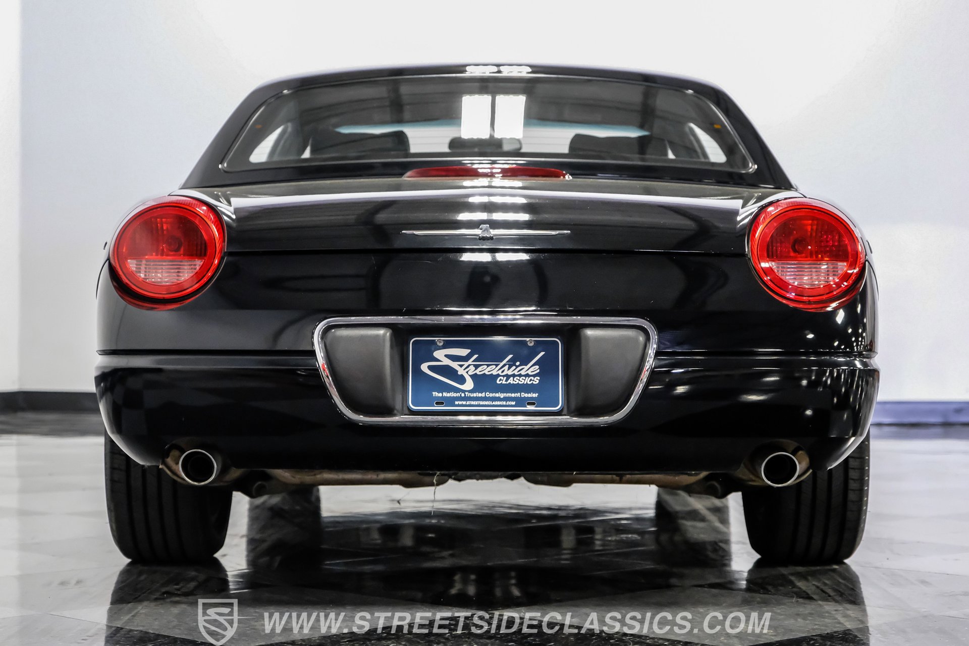 Used 2002 Ford Thunderbird image 36