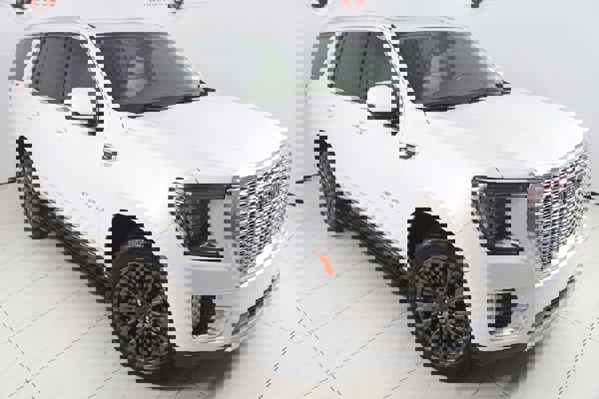 Used 2022 GMC Yukon Denali w/ Denali Premium Package image 19