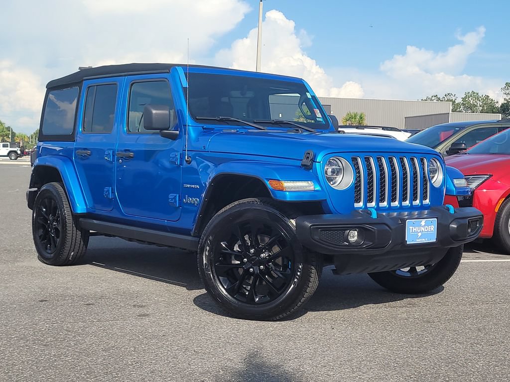 Certified 2022 Jeep Wrangler Unlimited Sahara w/ Cold Weather Group AWD/4WD image 1