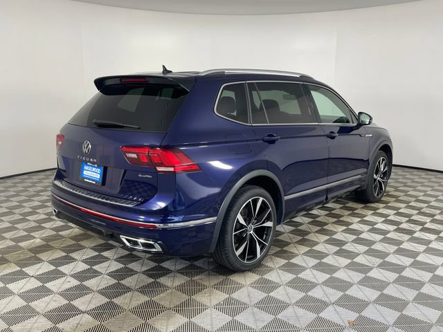 Used 2024 Volkswagen Tiguan SEL R-Line image 23