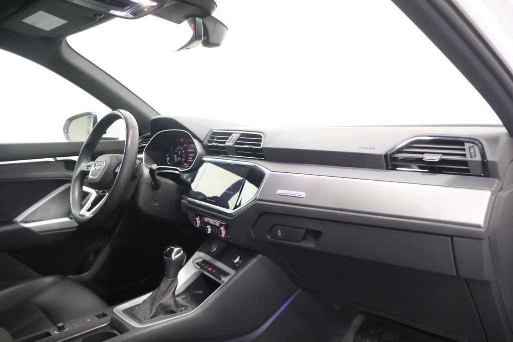 Certified 2023 Audi Q3 2.0T Premium Plus w/ Premium Plus Package AWD/4WD image 23