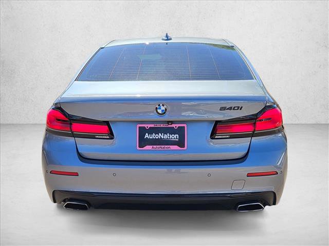 Used 2021 BMW 540i w/ Premium Package image 6