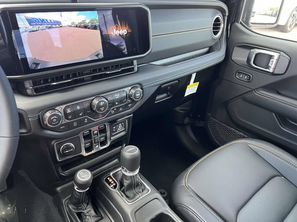 New 2026 Jeep Gladiator Sport AWD/4WD image 30
