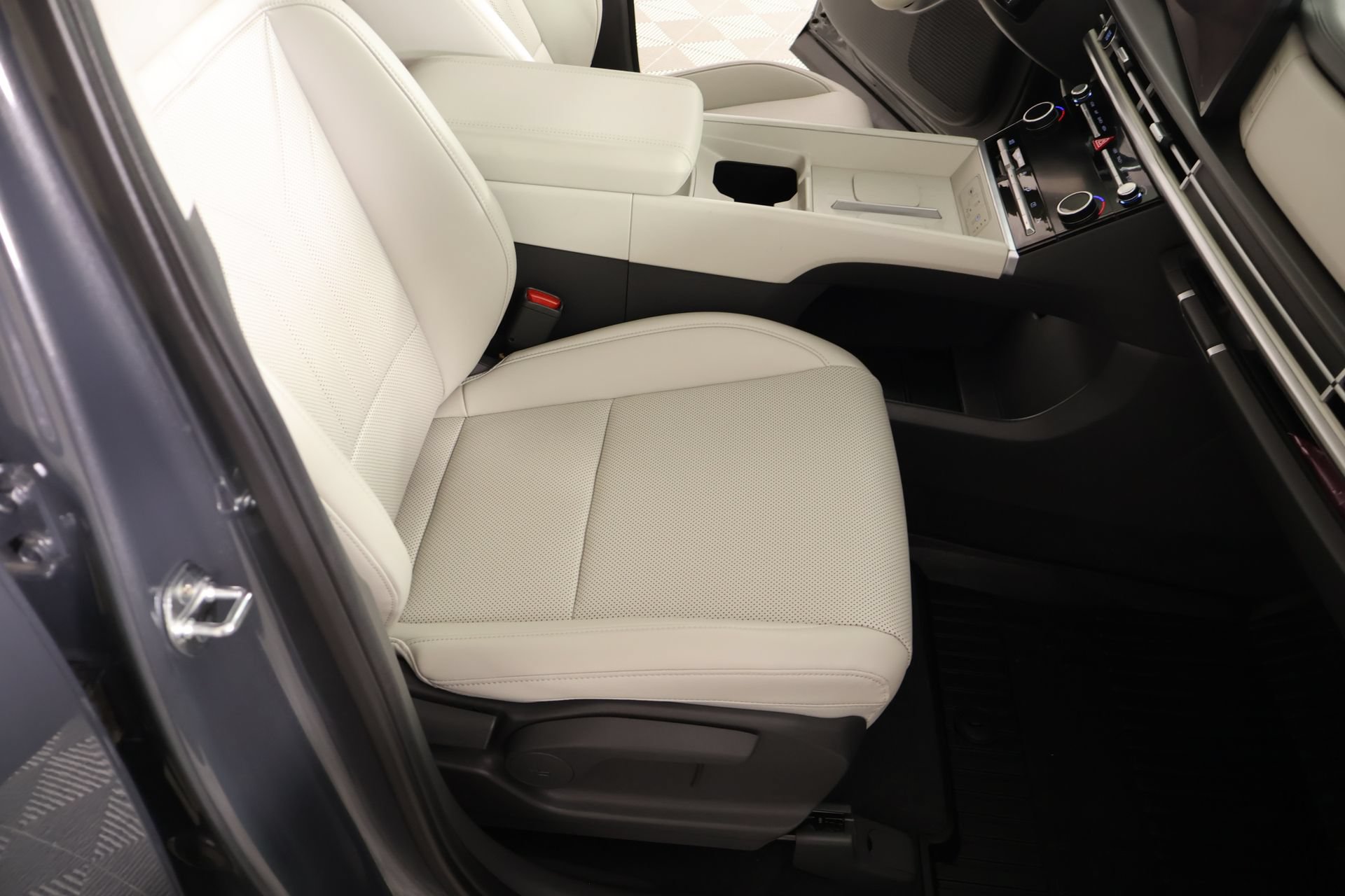 Certified 2026 Hyundai Santa Fe SEL FWD image 12
