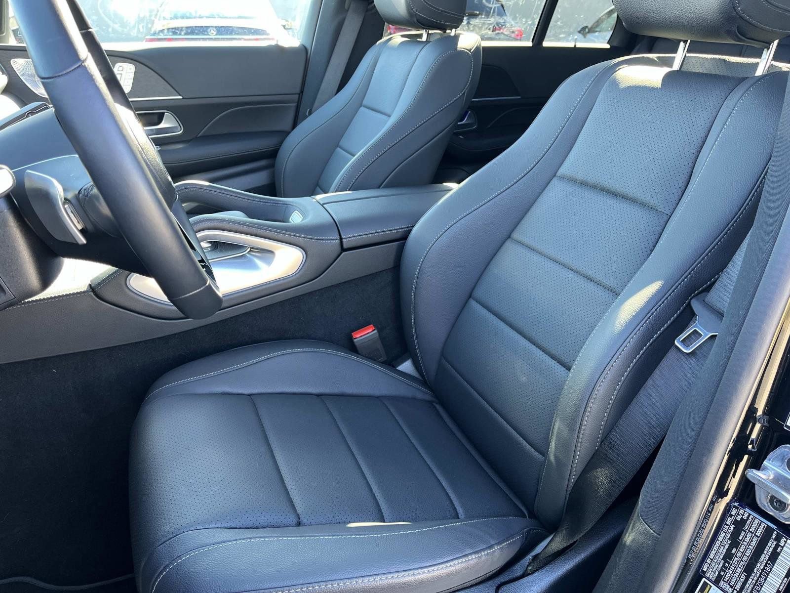 Used 2025 Mercedes-Benz GLE 350 4MATIC image 24