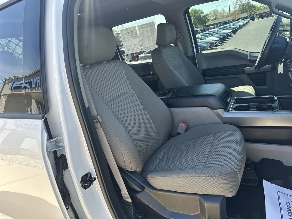 Used 2019 Ford F350 XLT w/ XLT Premium Package image 23