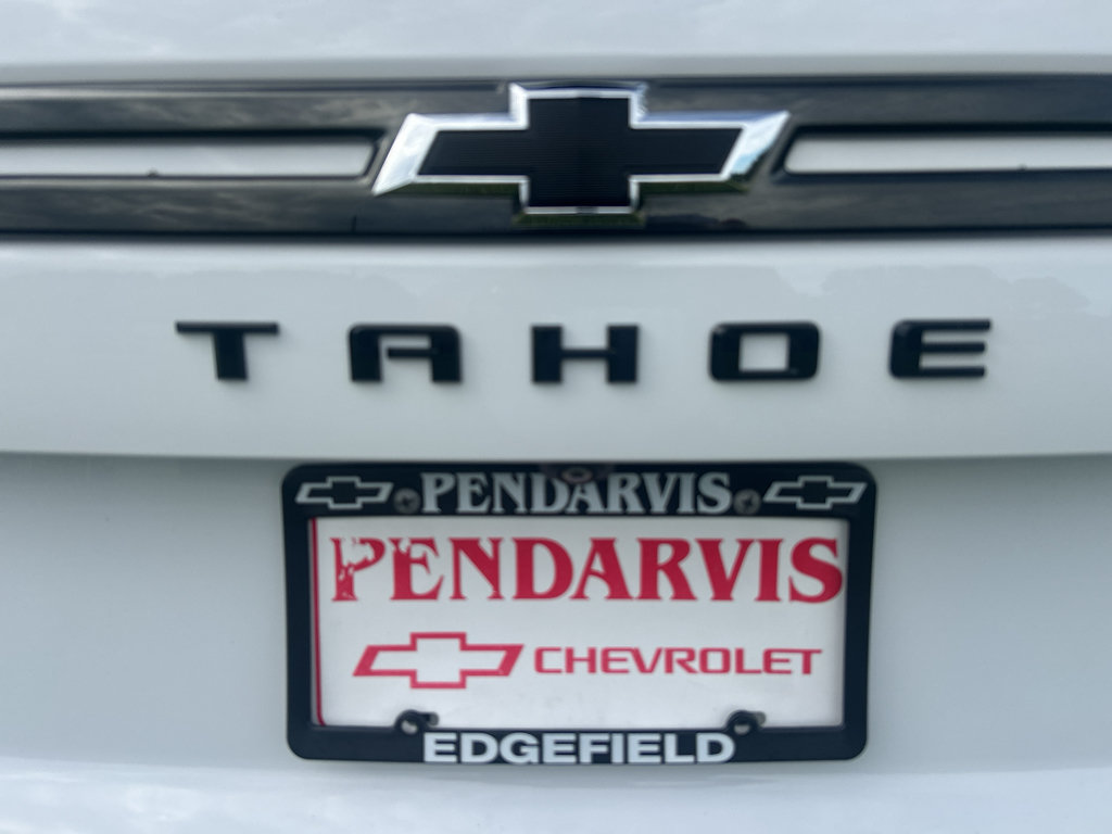 Used 2022 Chevrolet Tahoe Z71 w/ Luxury Package AWD/4WD image 4