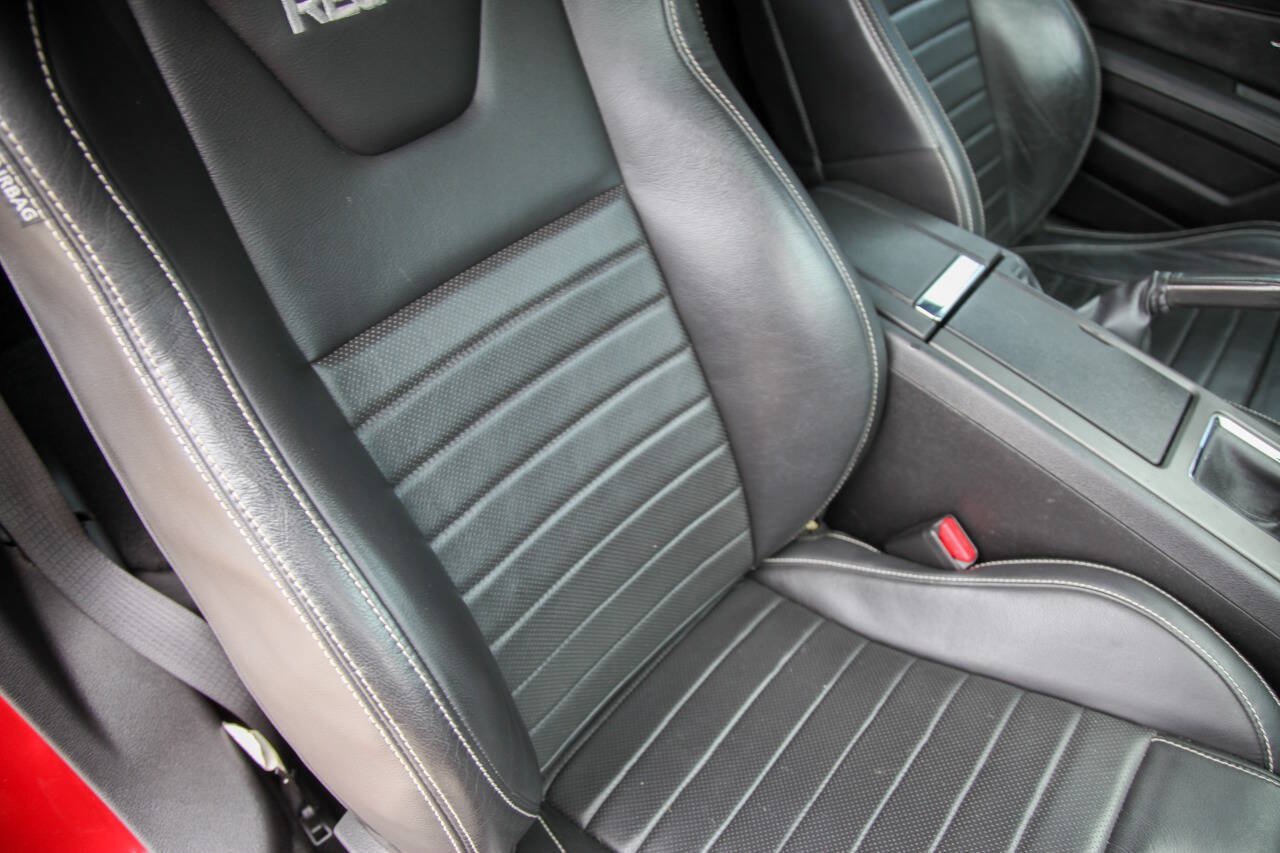 Used 2011 Ford Mustang GT Premium w/ Electronics Pkg RWD image 73