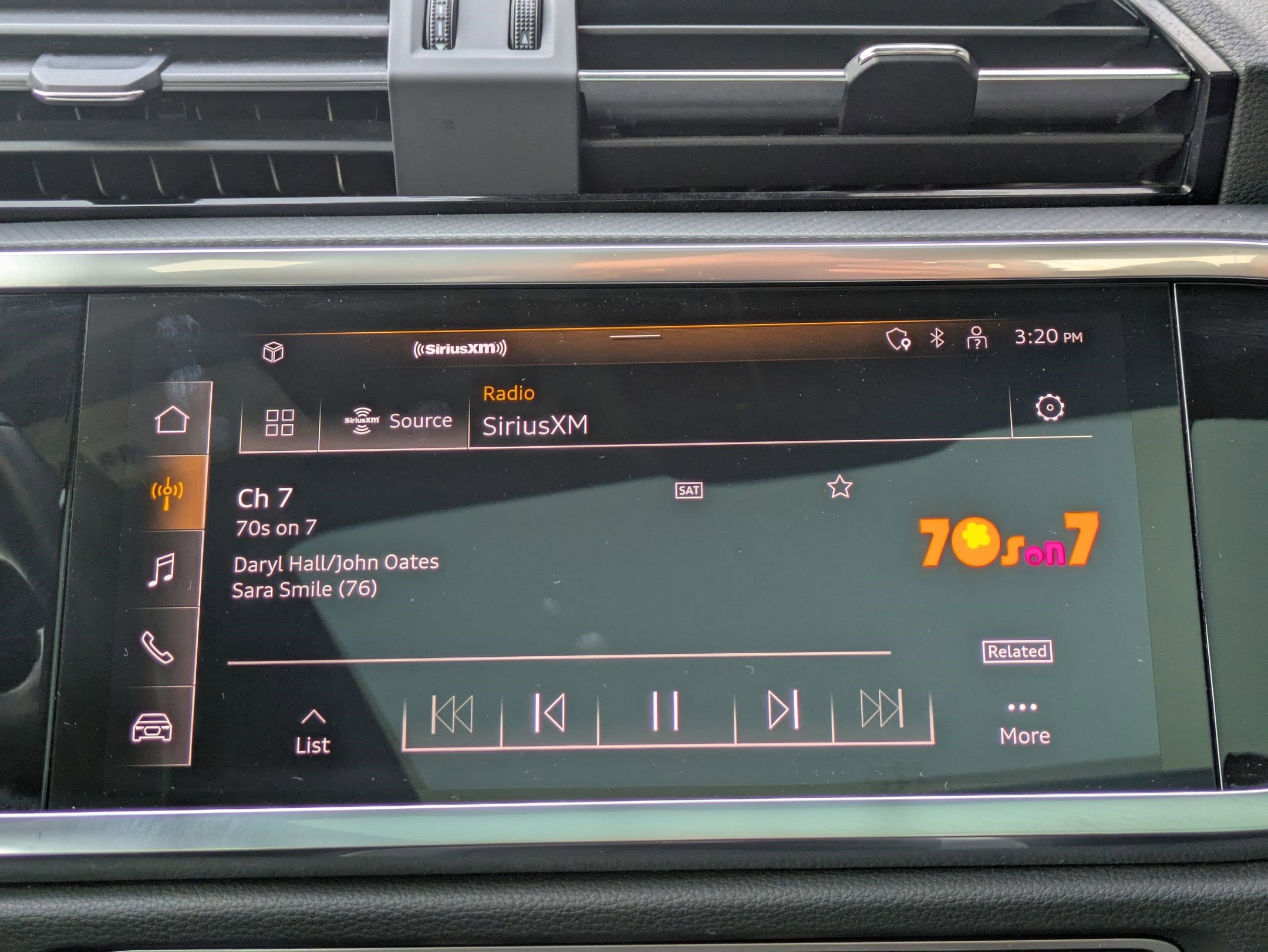 Certified 2023 Audi Q3 2.0T Premium Plus w/ Premium Plus Package image 18