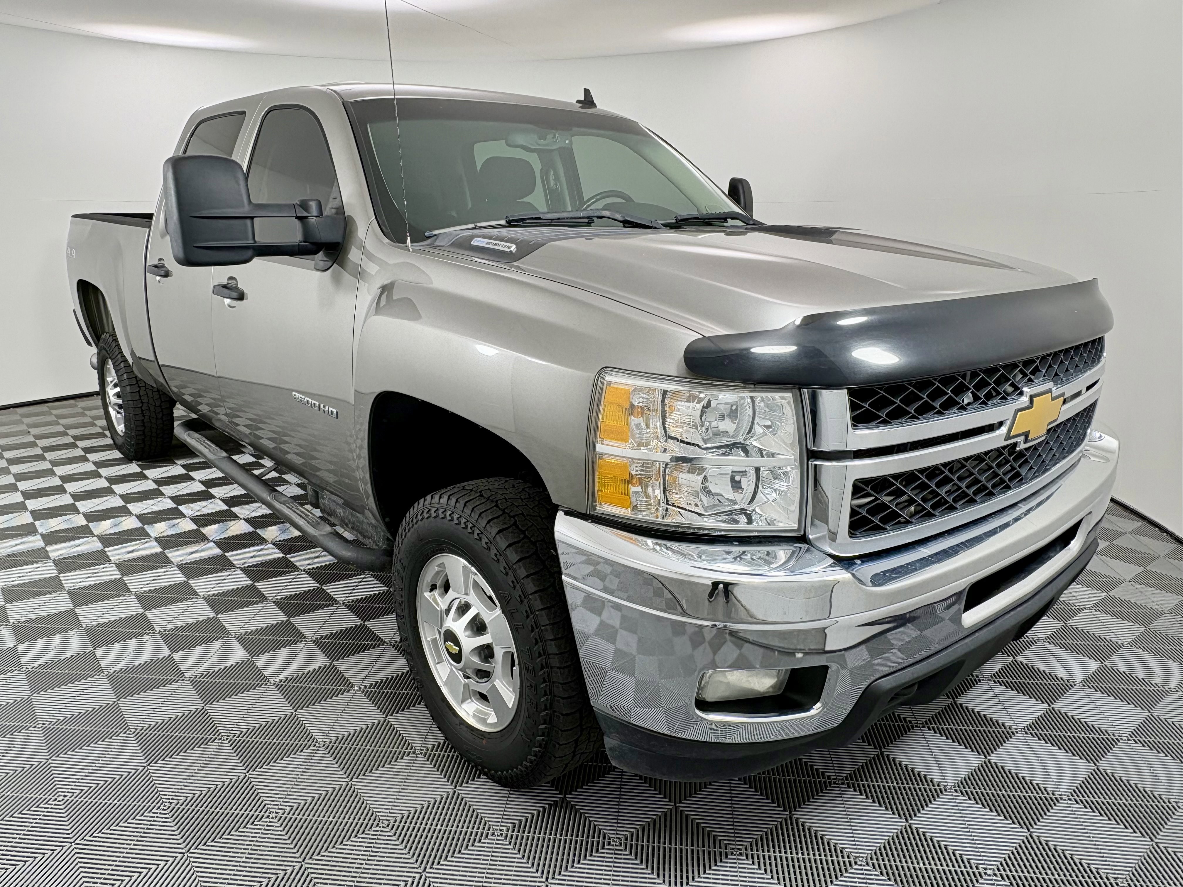 Used 2013 Chevrolet Silverado 2500 LT w/ Interior Plus Package image 7
