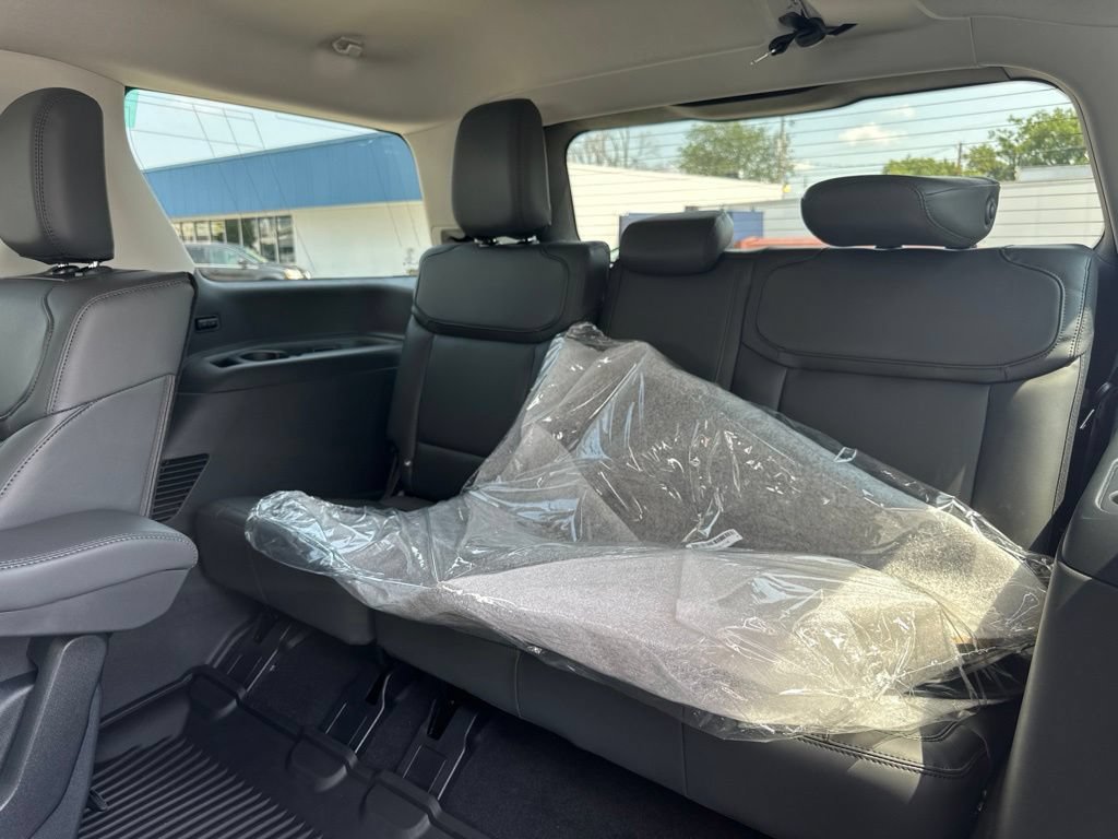 New 2027 Ford Expedition Active AWD/4WD image 21