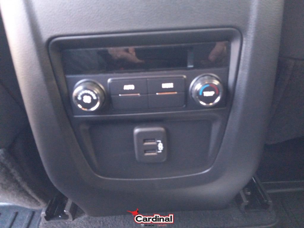 Used 2023 Buick Enclave Essence w/ Sport Touring Edition image 25
