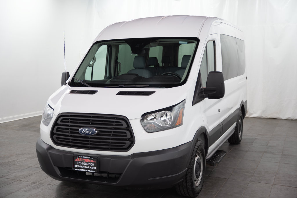 Used 2018 Ford Transit 150 XL RWD image 4