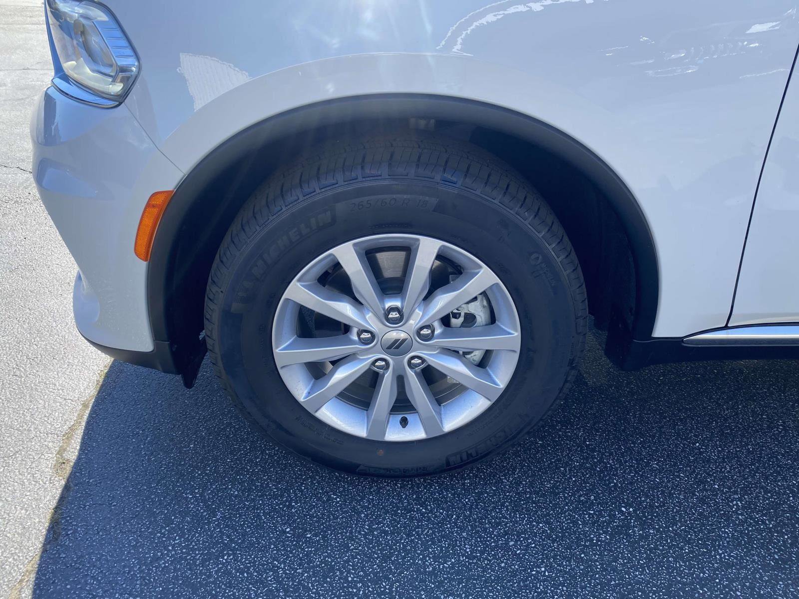 Certified 2024 Dodge Durango SXT image 25