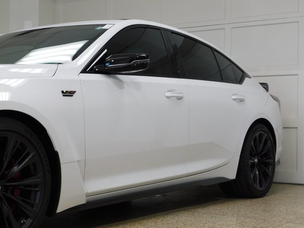 Used 2024 Cadillac CT5 V Blackwing w/ Carbon Fibre Package 2 RWD image 21