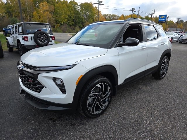 New 2025 Chevrolet TrailBlazer RS w/ Convenience Package image 3