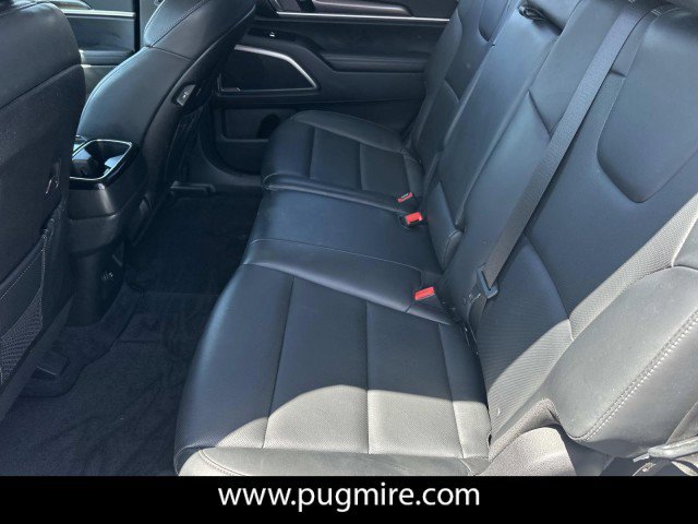 Used 2025 Kia Telluride LX FWD image 20