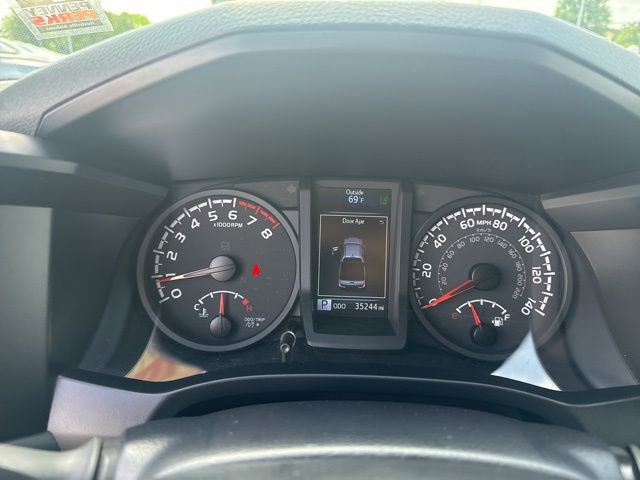 Used 2023 Toyota Tacoma SR AWD/4WD image 28