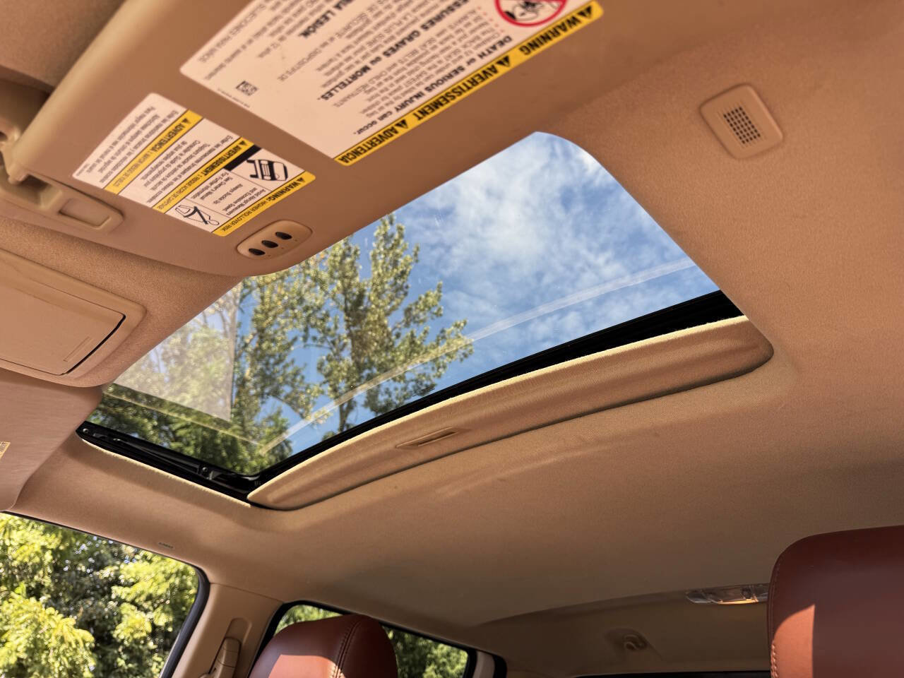 Used 2013 Ford F250 King Ranch w/ King Ranch w/Chrome Pkg image 9