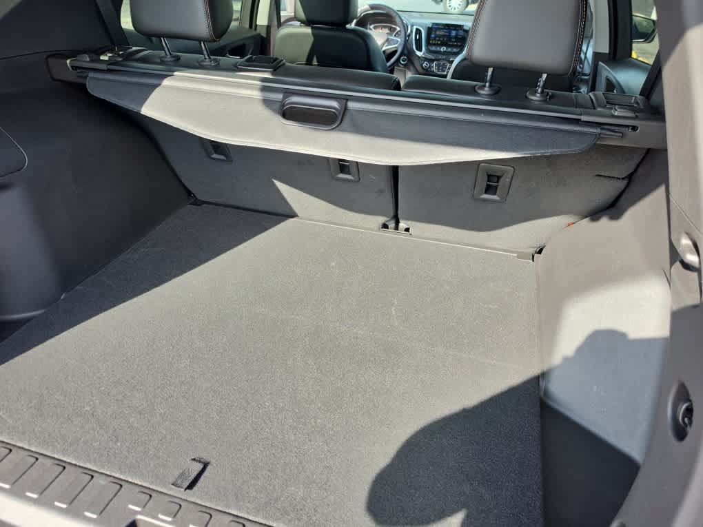 Used 2024 Chevrolet Equinox Premier FWD image 34