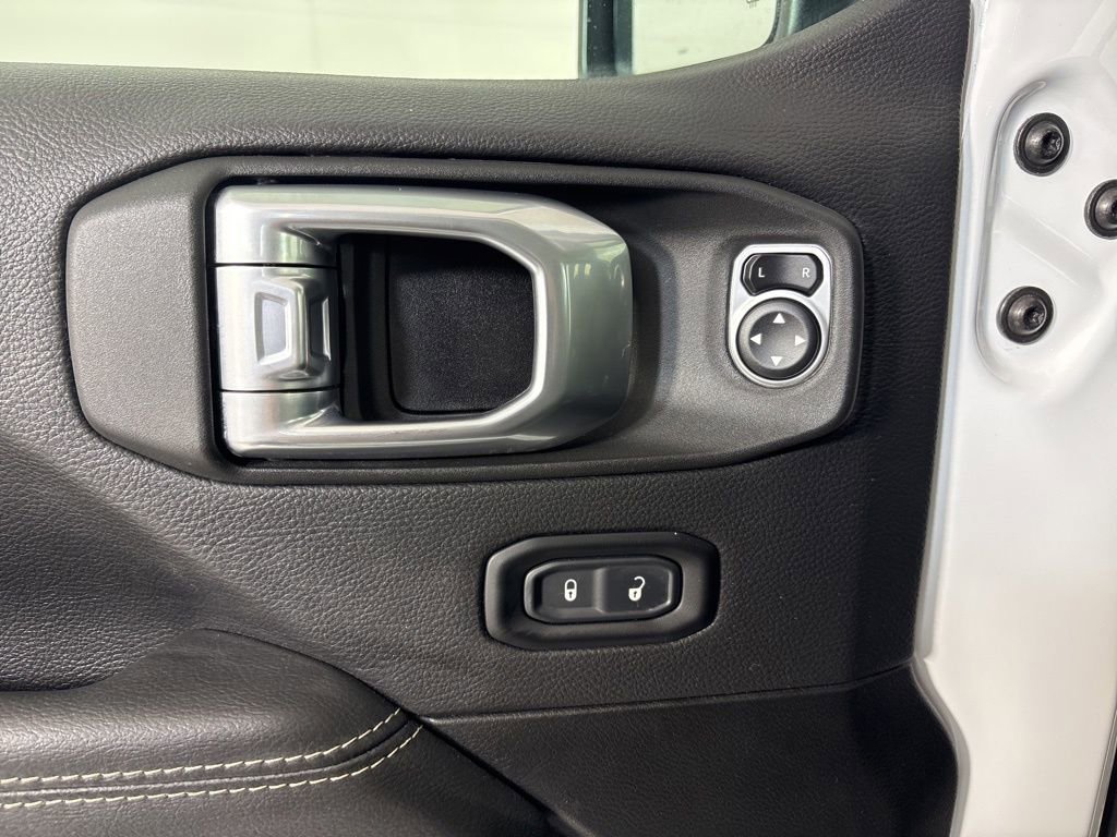 Used 2023 Jeep Wrangler Sahara 4xe image 17