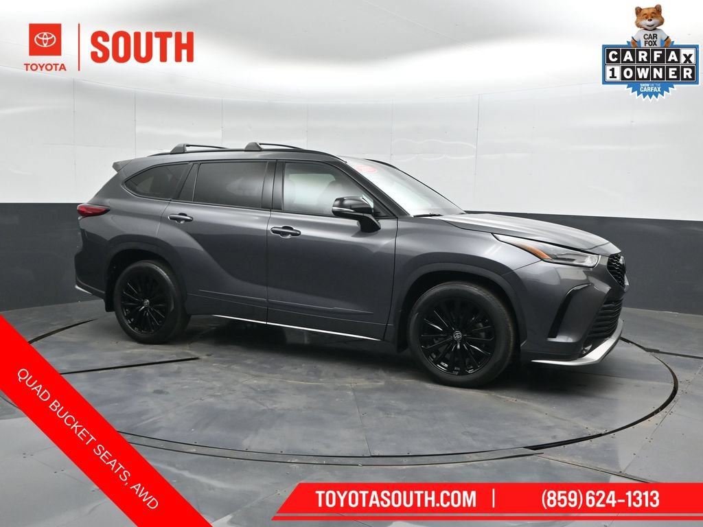 Used 2023 Toyota Highlander XSE AWD/4WD image 1