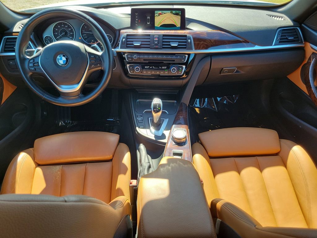 Used 2018 BMW 430i Convertible image 11