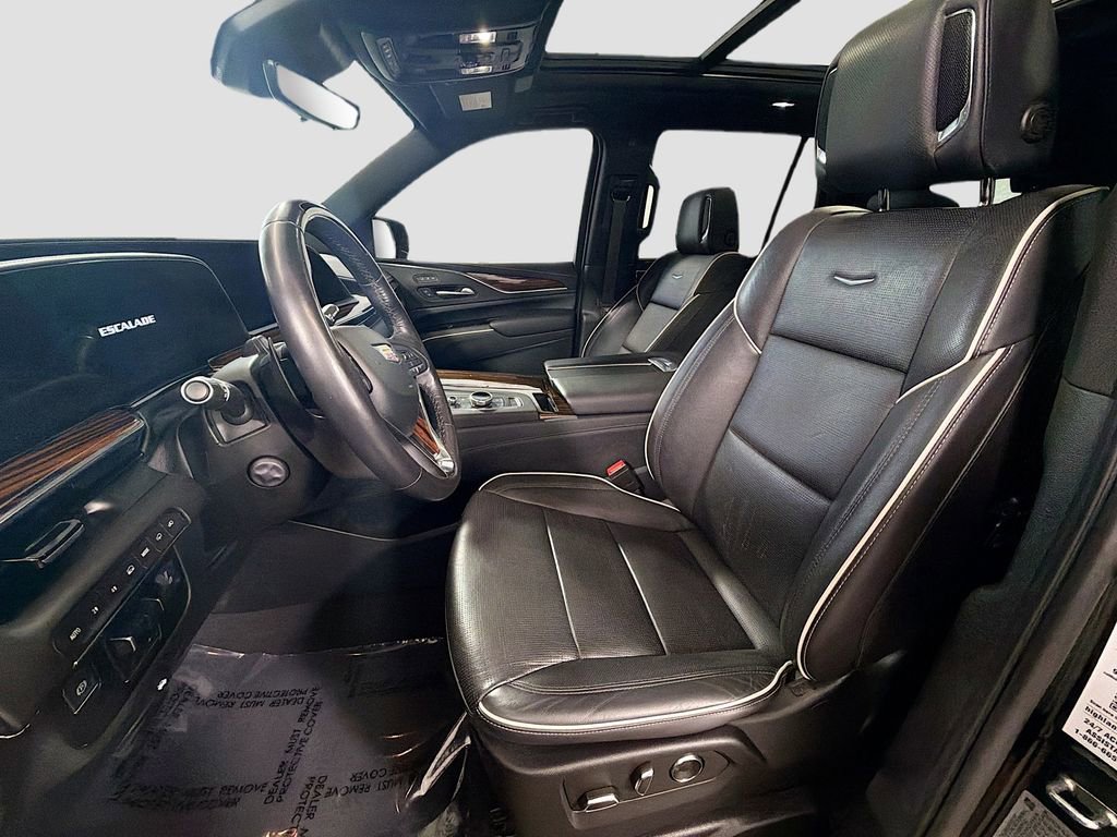 Used 2021 Cadillac Escalade Premium Luxury w/ Driver Assist Tech Package AWD/4WD image 21