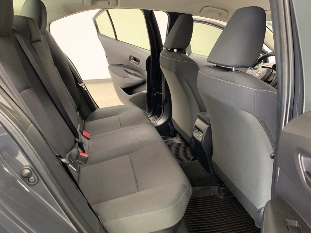Used 2025 Toyota Corolla LE FWD image 10