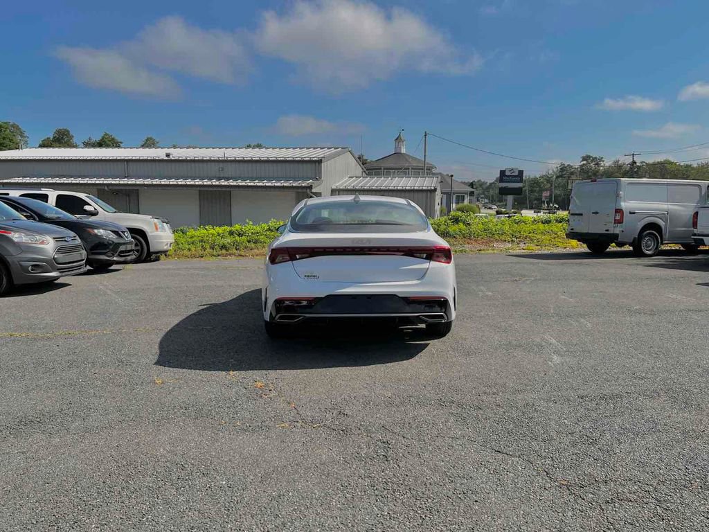 Used 2023 Kia K5 LXS image 6