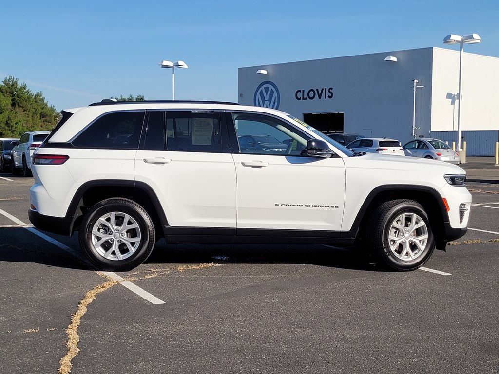 Used 2023 Jeep Grand Cherokee Limited RWD image 5