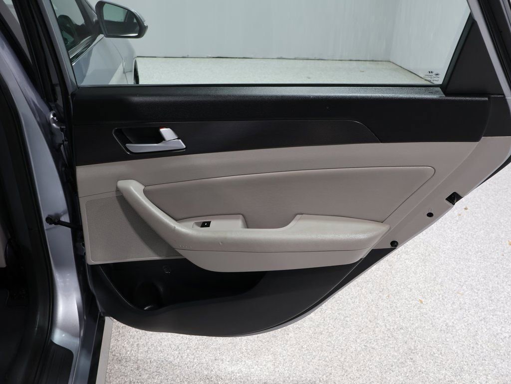 Used 2015 Hyundai Sonata Sport image 24