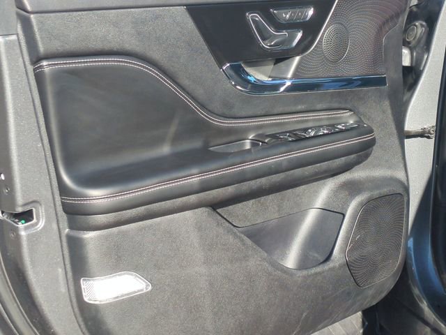 Used 2023 Lincoln Corsair AWD image 19